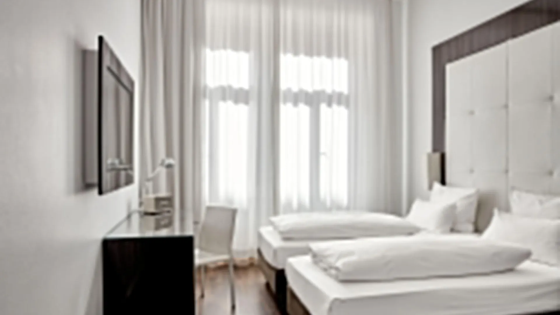 ****  The Pure, Frankfurt, A Member Of Design Hotels Frankfurt am Main Germany