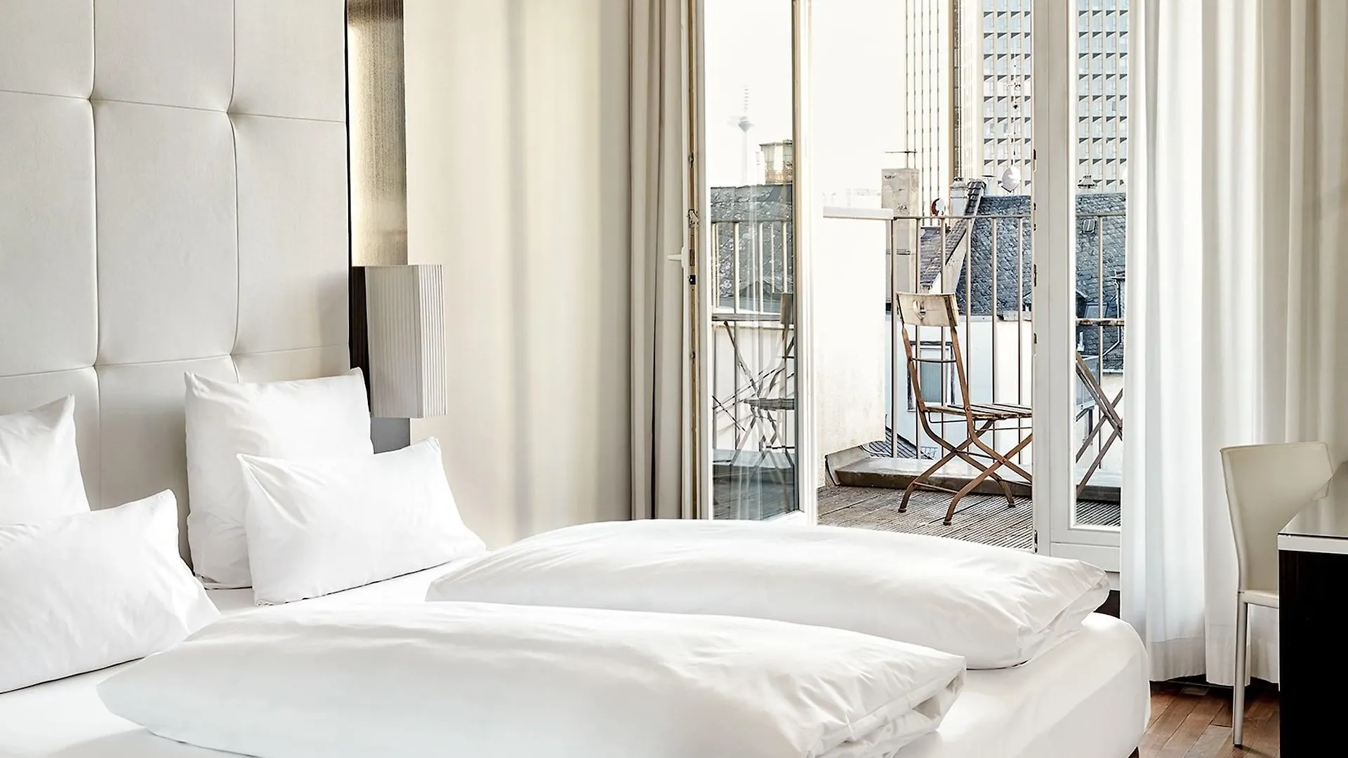 The Pure, Frankfurt, A Member Of Design Hotels Frankfurt am Main